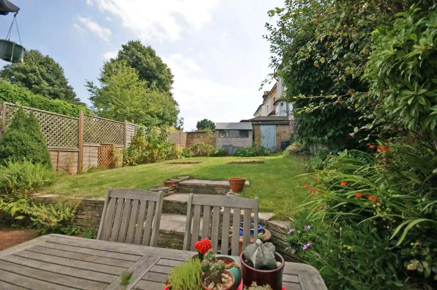 عقار في حي الرمال2